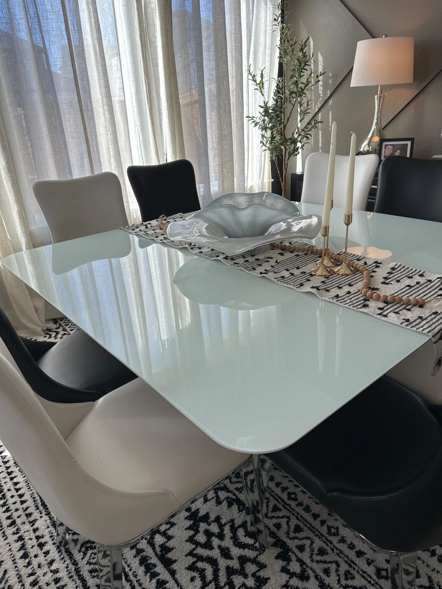 PinkMinty cleaned dining area
